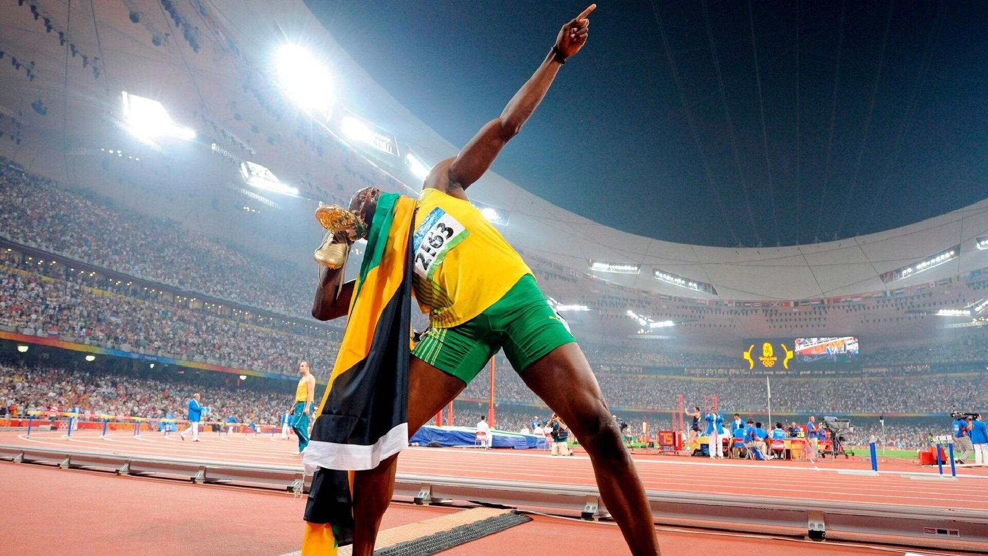 MVP归属：王强凭借关键三分荣膺当场最佳！，王强怎么样